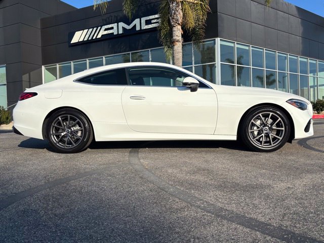 Used 2026 Mercedes-Benz CLE 300 4MATIC Coupe image 3