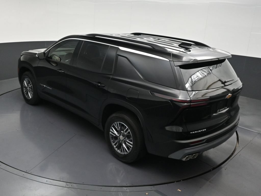 Used 2026 Chevrolet Traverse LT FWD image 23