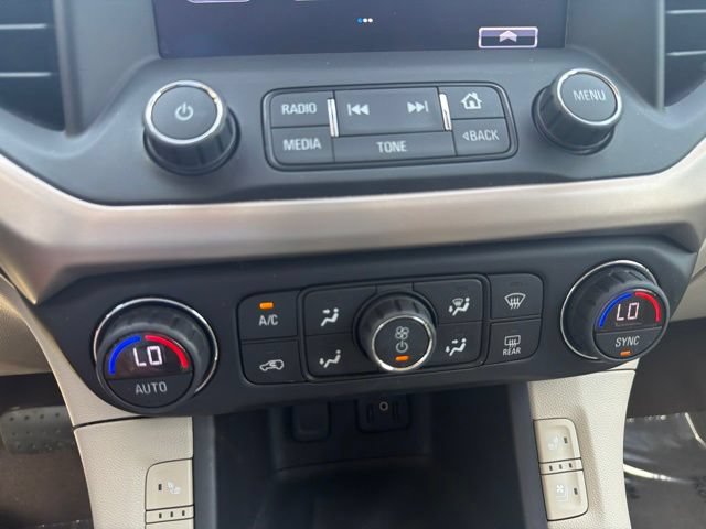 Used 2017 GMC Acadia Denali w/ Technology Package FWD image 17