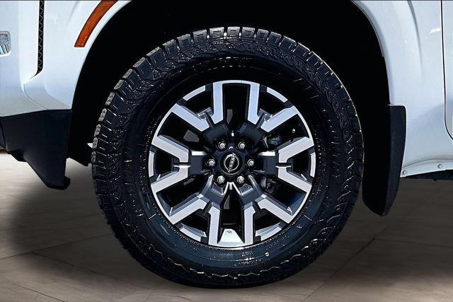 Certified 2024 Nissan Frontier SL w/ Technology Package RWD image 34