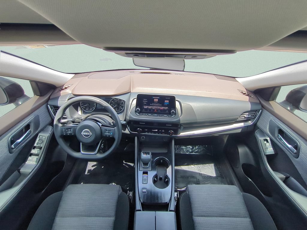 Certified 2023 Nissan Rogue SV FWD image 12