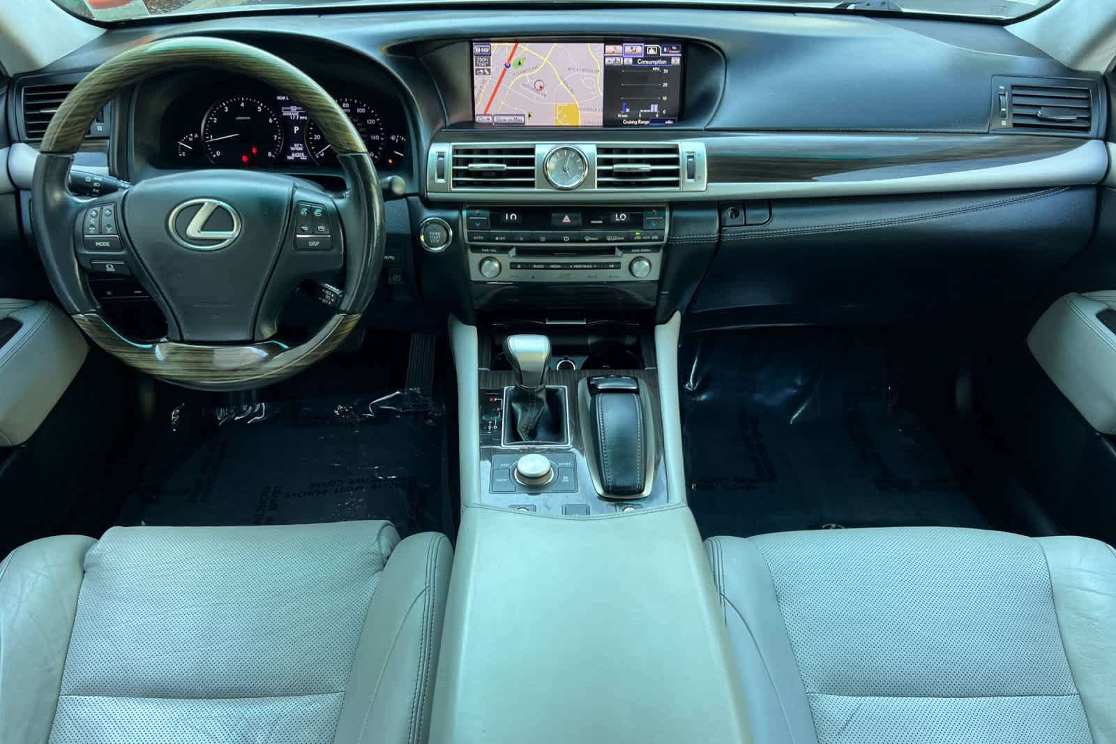 Used 2014 Lexus LS 460 w/ Comfort Package RWD image 3
