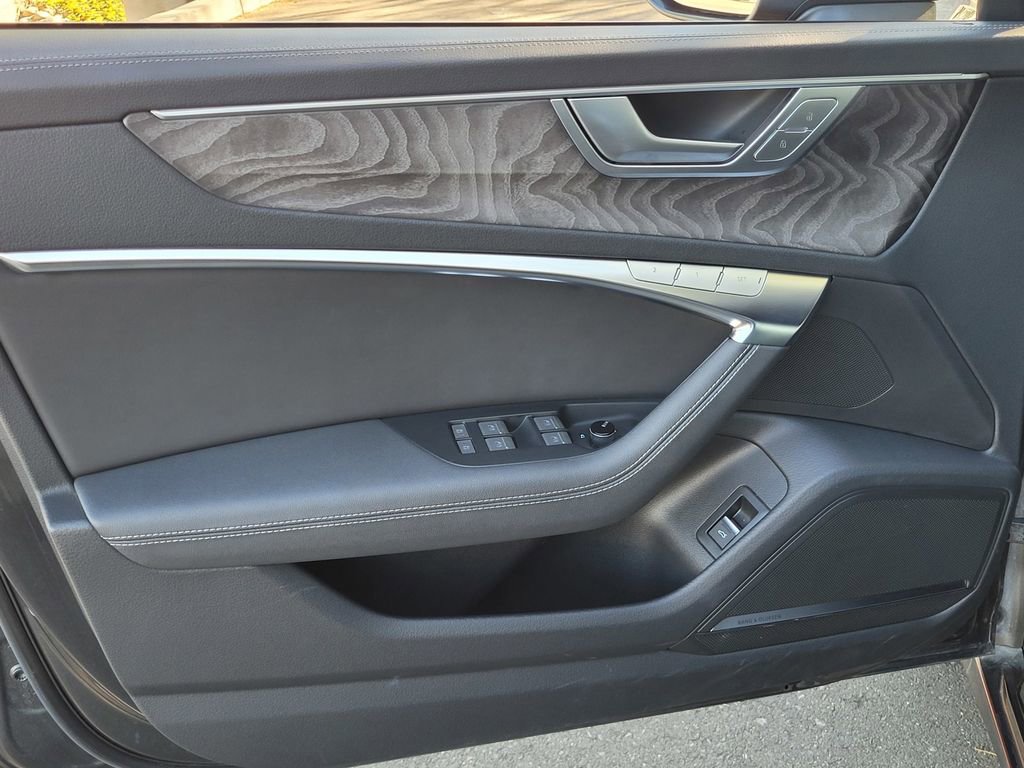 Used 2024 Audi A6 Premium Plus image 15