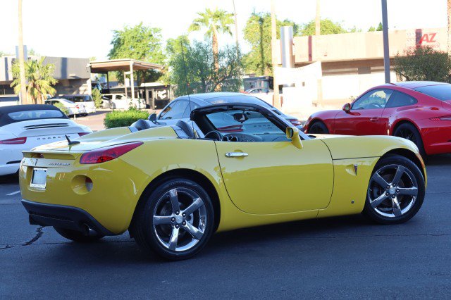 Used 2008 Pontiac Solstice GXP w/ Premium Package RWD image 21