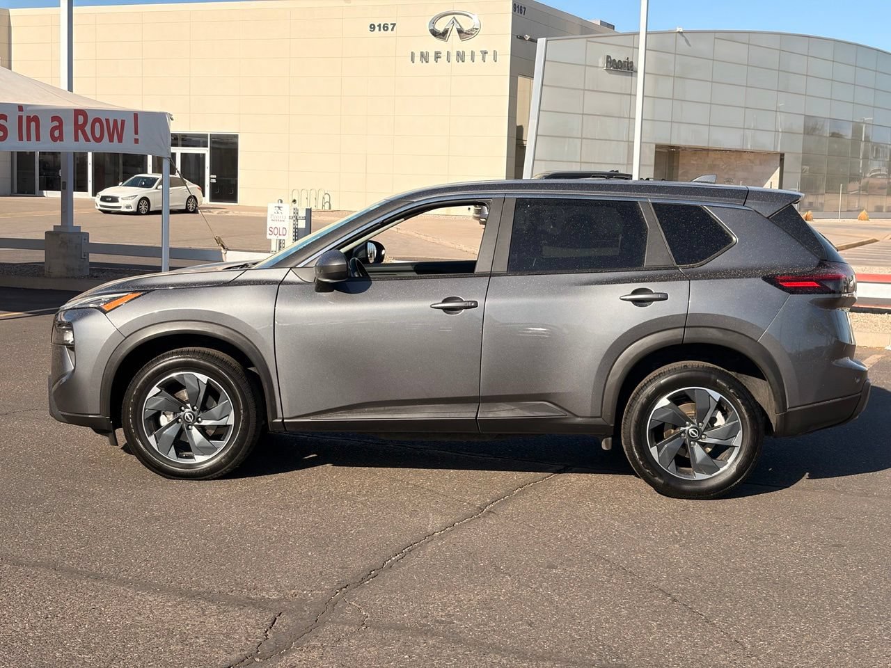 Certified 2025 Nissan Rogue SV AWD/4WD image 3