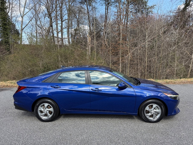 Used 2021 Hyundai Elantra SE image 5