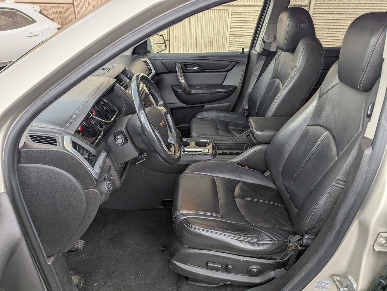 Used 2015 GMC Acadia SLT w/ Open Road Package AWD/4WD image 10