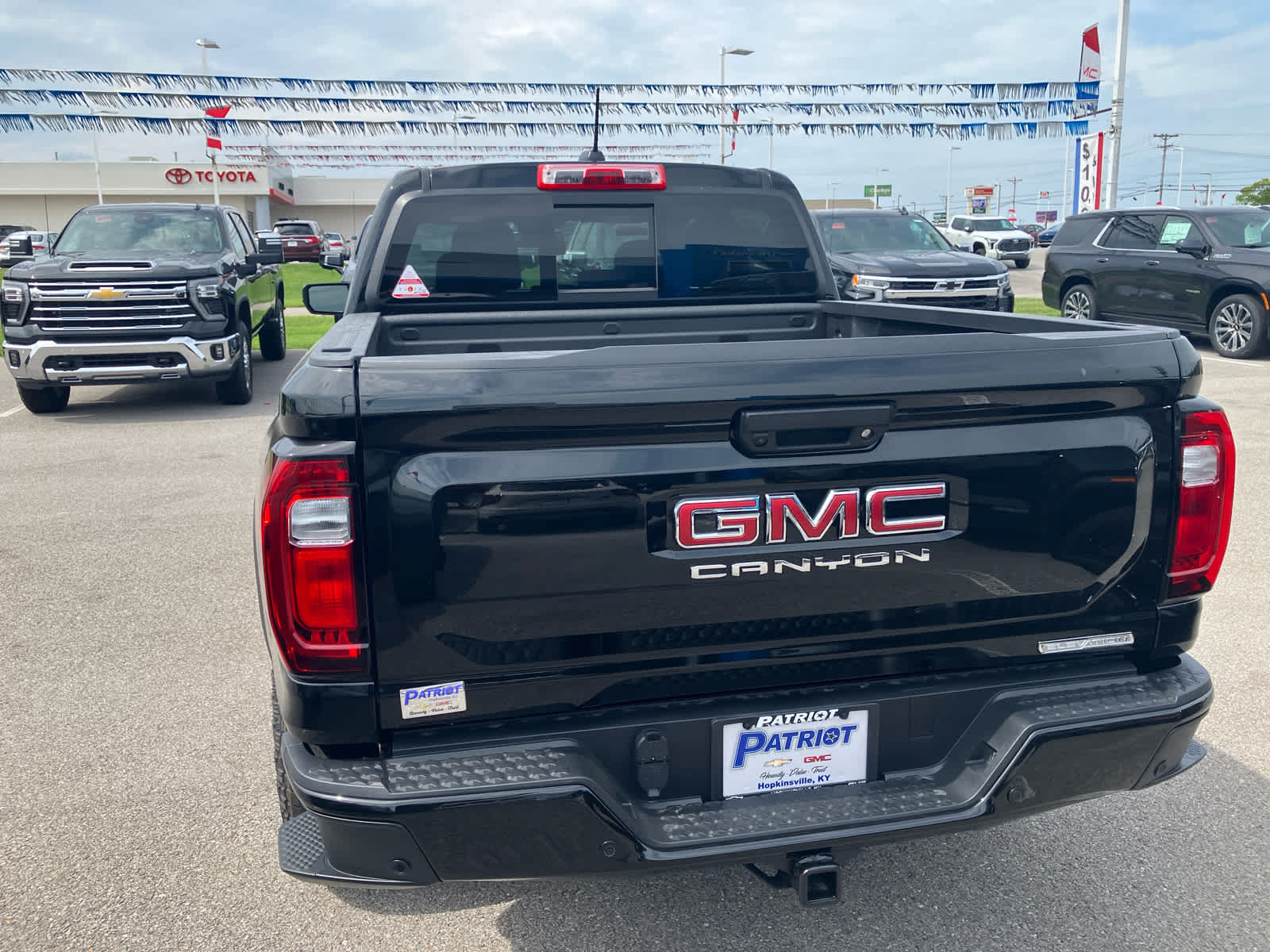 New 2026 GMC Canyon Elevation w/ Convenience Package RWD image 6