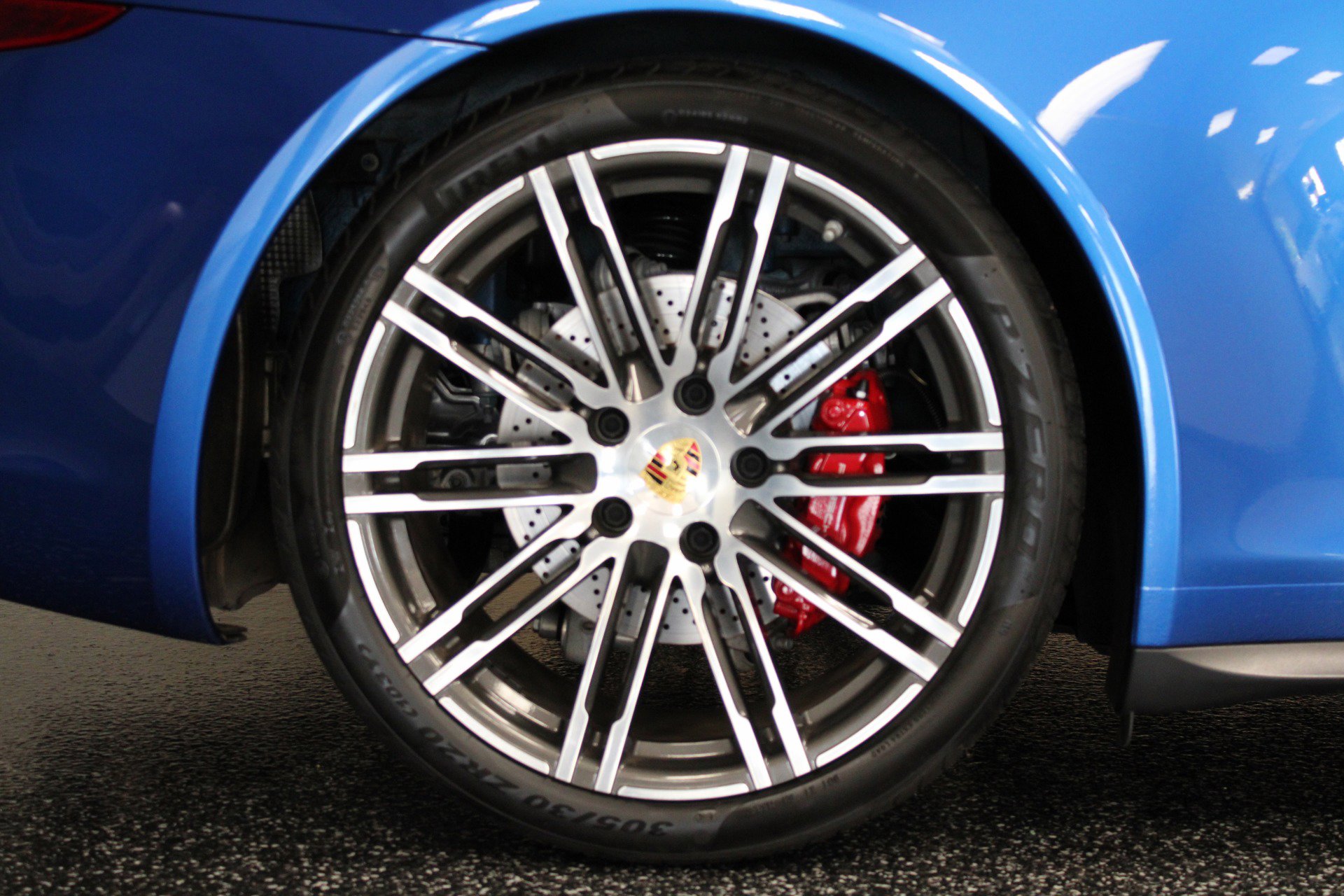 Used 2016 Porsche 911 Carrera 4S image 36