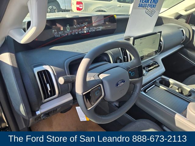 New 2025 Ford Expedition Max Active image 3