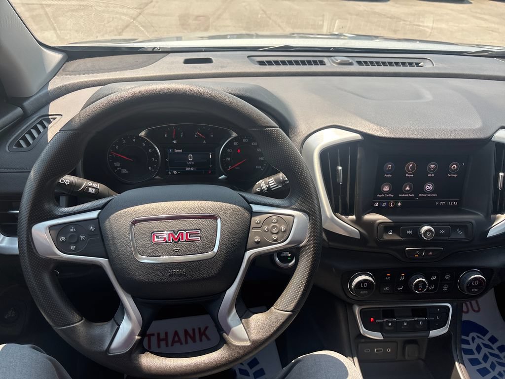 Used 2024 GMC Terrain SLE w/ Driver Convenience Package FWD image 18