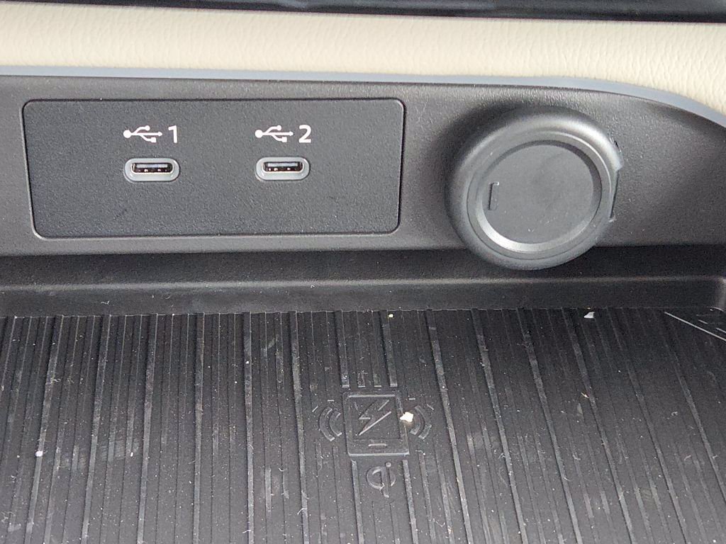 New 2026 Nissan Sentra SL w/ Floor Mat Package FWD image 18