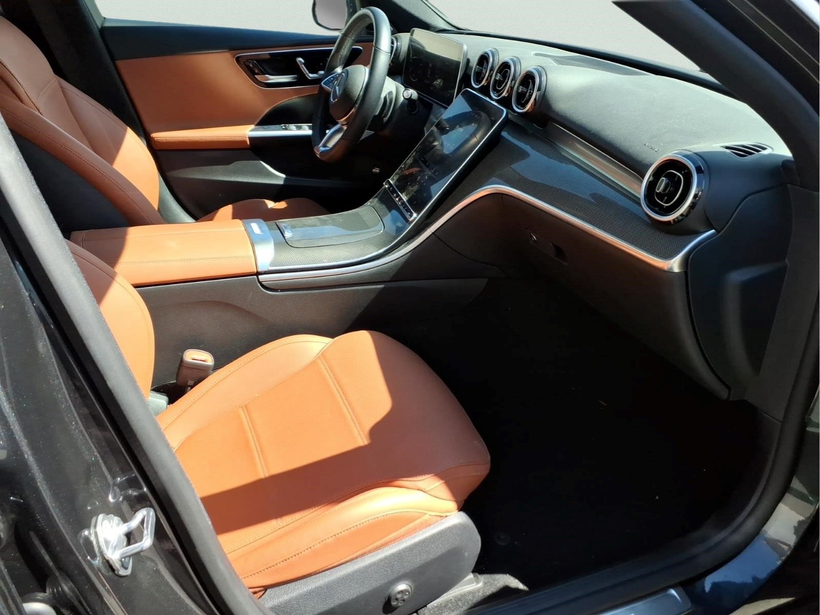 Used 2023 Mercedes-Benz C 300 4MATIC Sedan image 27