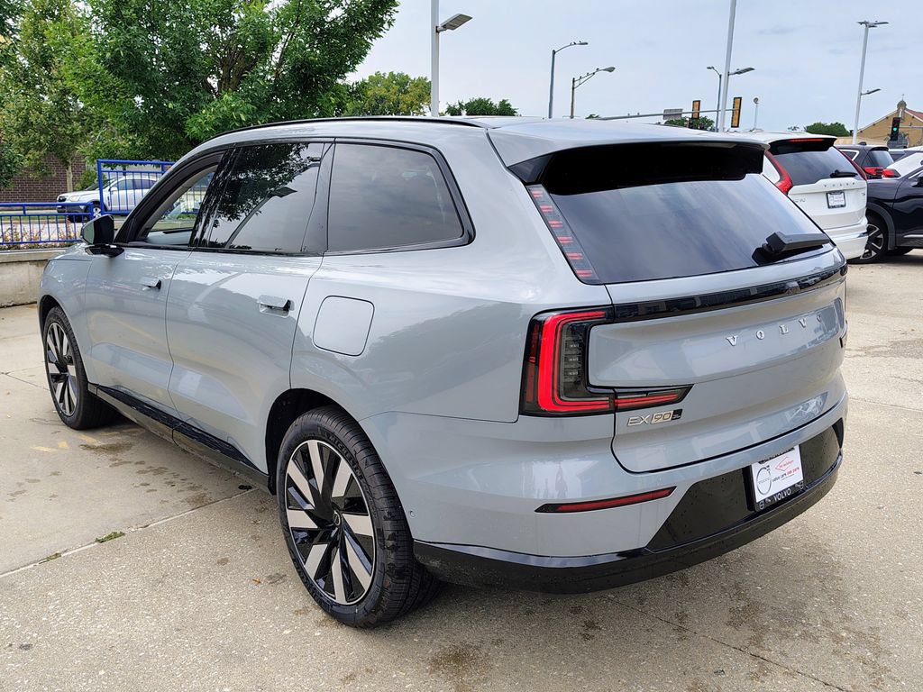 New 2026 Volvo EX90 Ultra AWD/4WD image 7