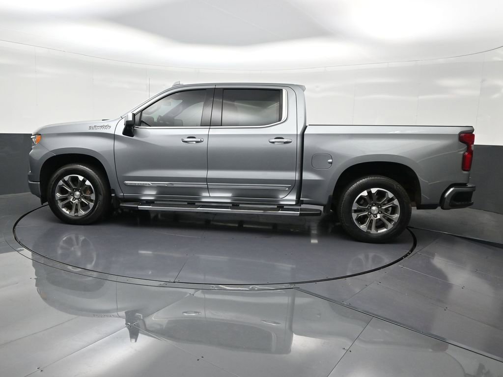 Used 2023 Chevrolet Silverado 1500 High Country image 2