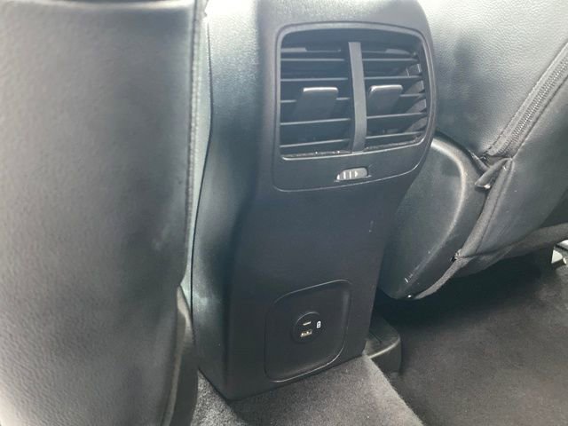 Used 2022 Ford Escape Titanium image 17
