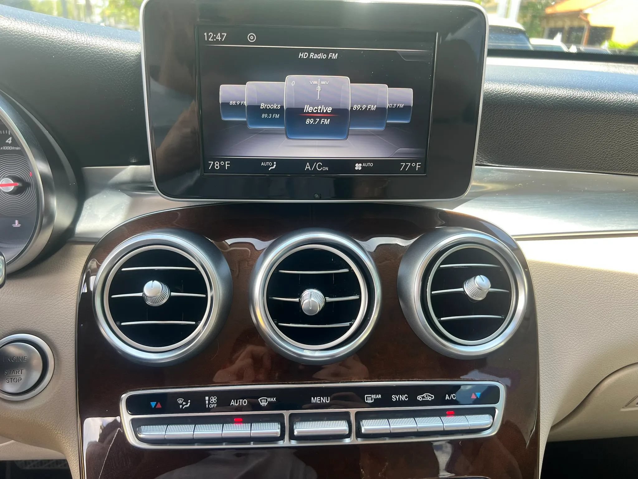 Used 2019 Mercedes-Benz GLC 300 image 45