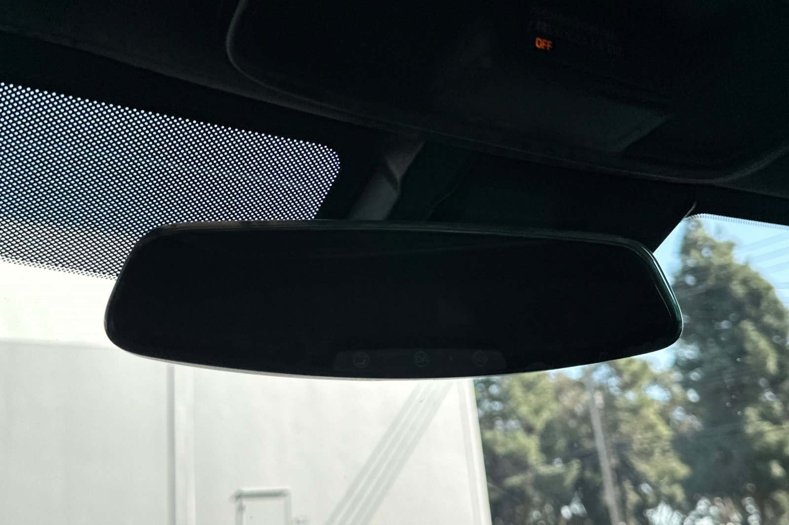 Used 2015 Chevrolet Camaro LT image 24