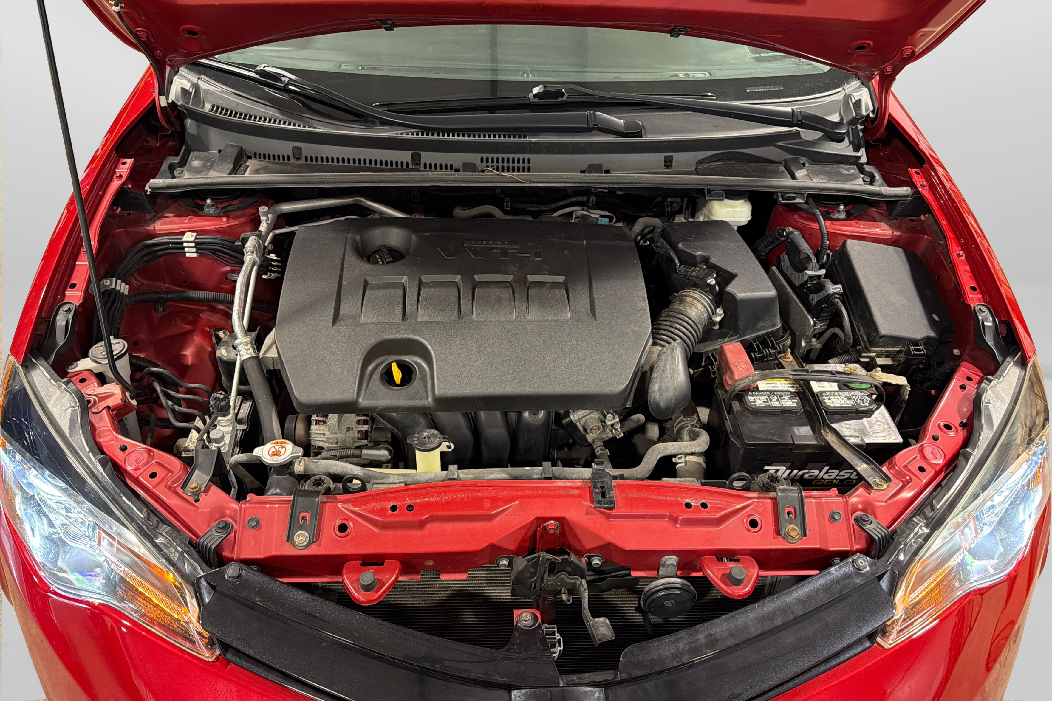 Used 2018 Toyota Corolla LE FWD image 11