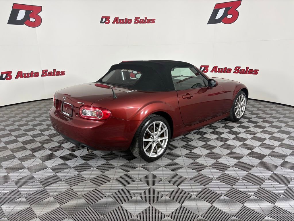 Used 2012 MAZDA MX-5 Miata Touring RWD image 7