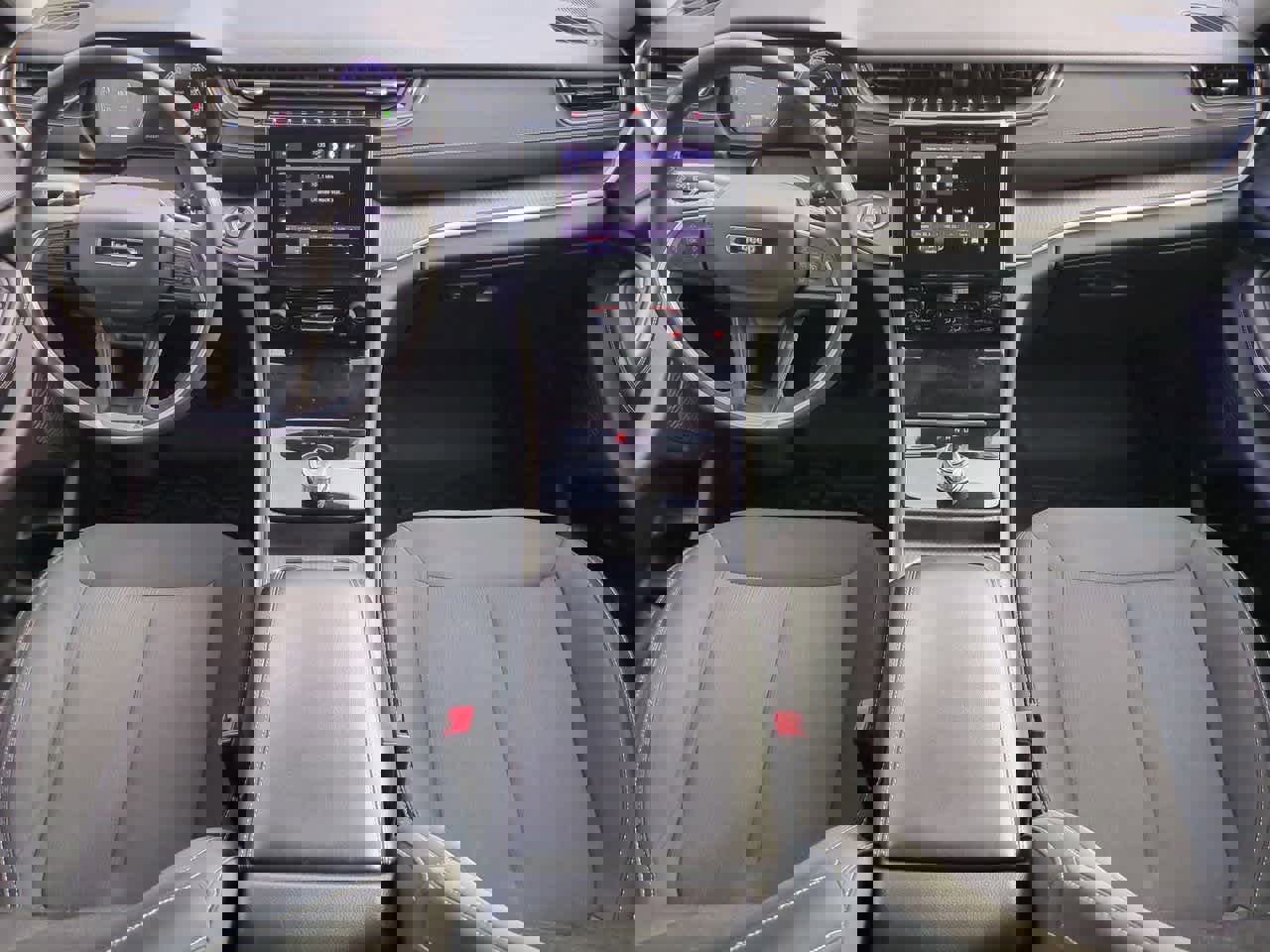 Used 2023 Jeep Grand Cherokee L Laredo image 16