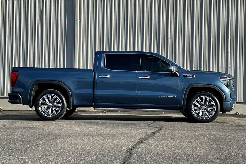 Used 2024 GMC Sierra 1500 Denali w/ Denali Reserve Package image 3