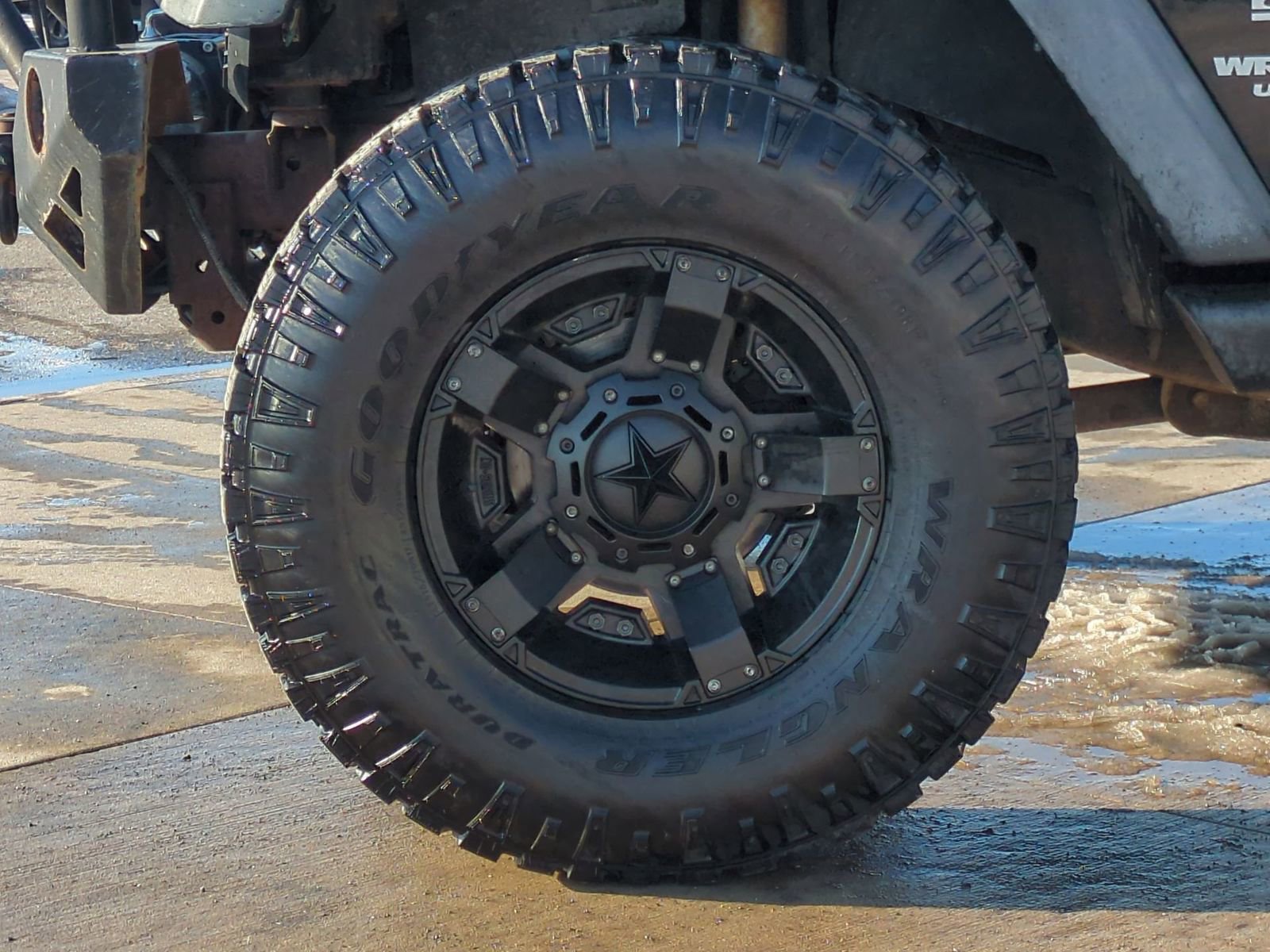 Used 2012 Jeep Wrangler Unlimited Sport image 17