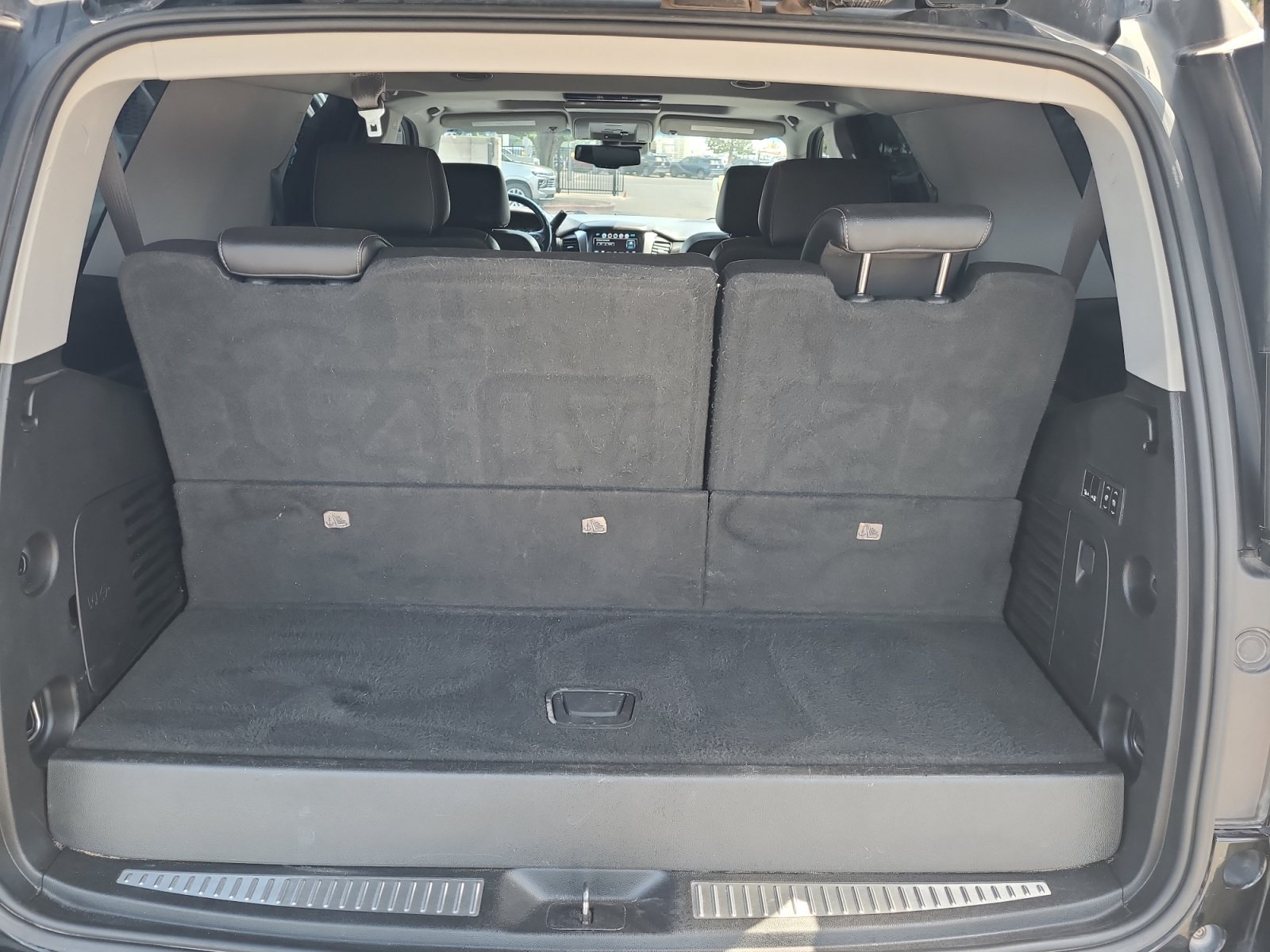 Used 2019 Chevrolet Tahoe LT AWD/4WD image 16
