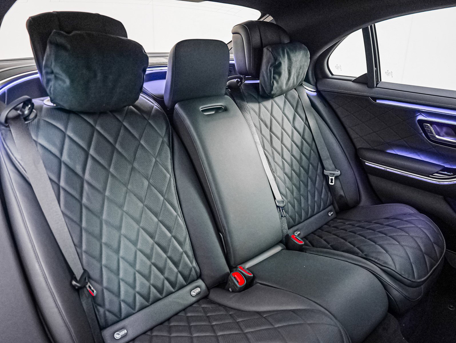 New 2026 Mercedes-Benz S 580 4MATIC Sedan image 13