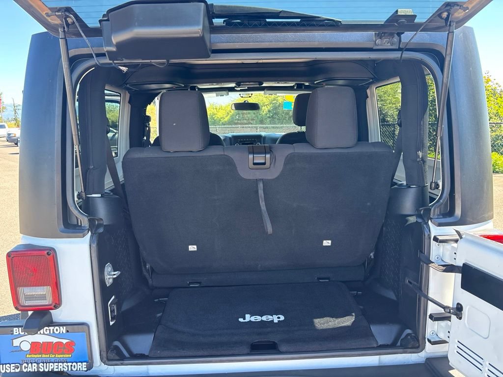 Used 2016 Jeep Wrangler Sport w/ Quick Order Package 24S AWD/4WD image 15