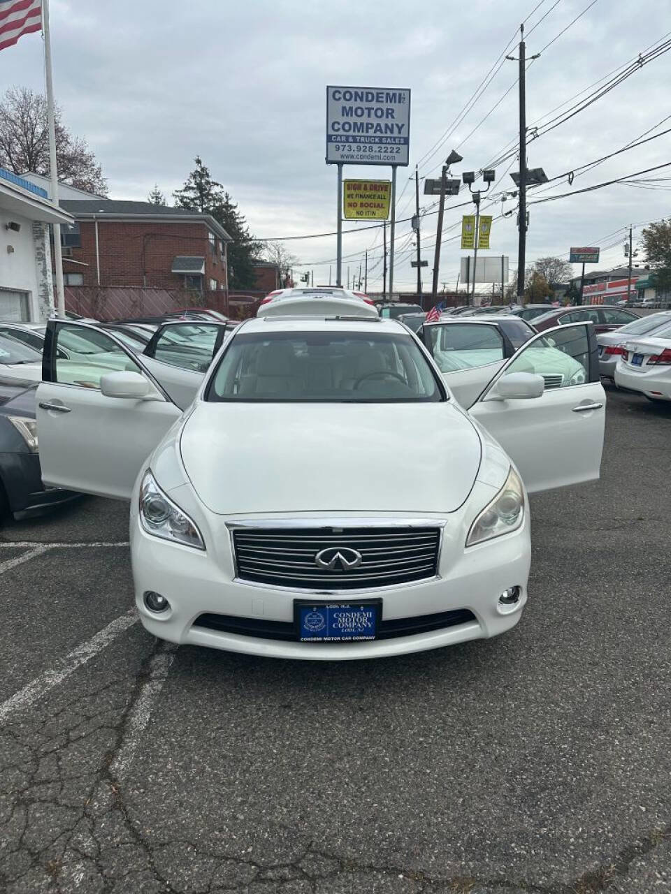 Used 2012 INFINITI M37 x w/ Premium Pkg
