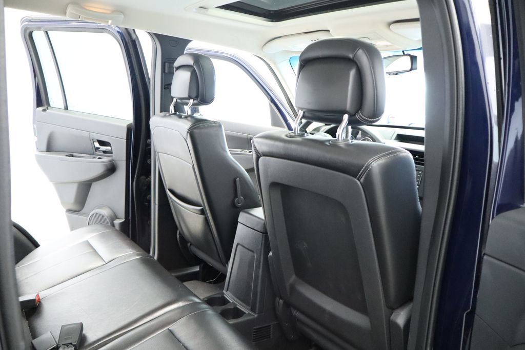 Used 2012 Jeep Liberty Sport AWD/4WD image 21