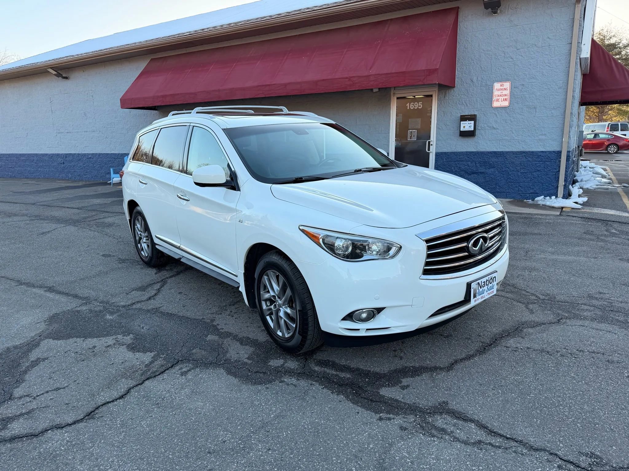 Used 2015 INFINITI QX60 AWD w/ Premium Plus Package image 8