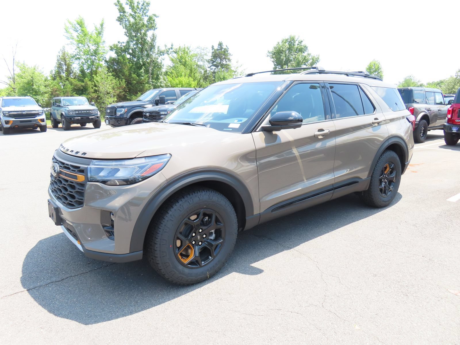New 2026 Ford Explorer Tremor w/ Tremor Ultimate Package AWD/4WD image 3