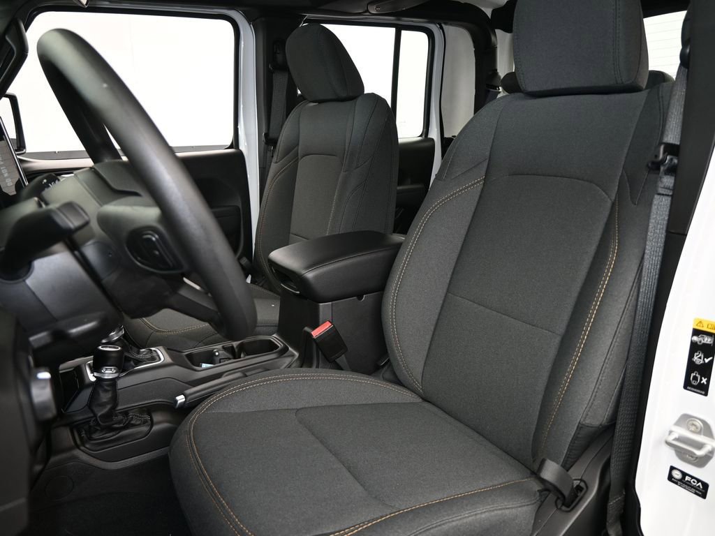 New 2026 Jeep Gladiator Sport AWD/4WD image 10