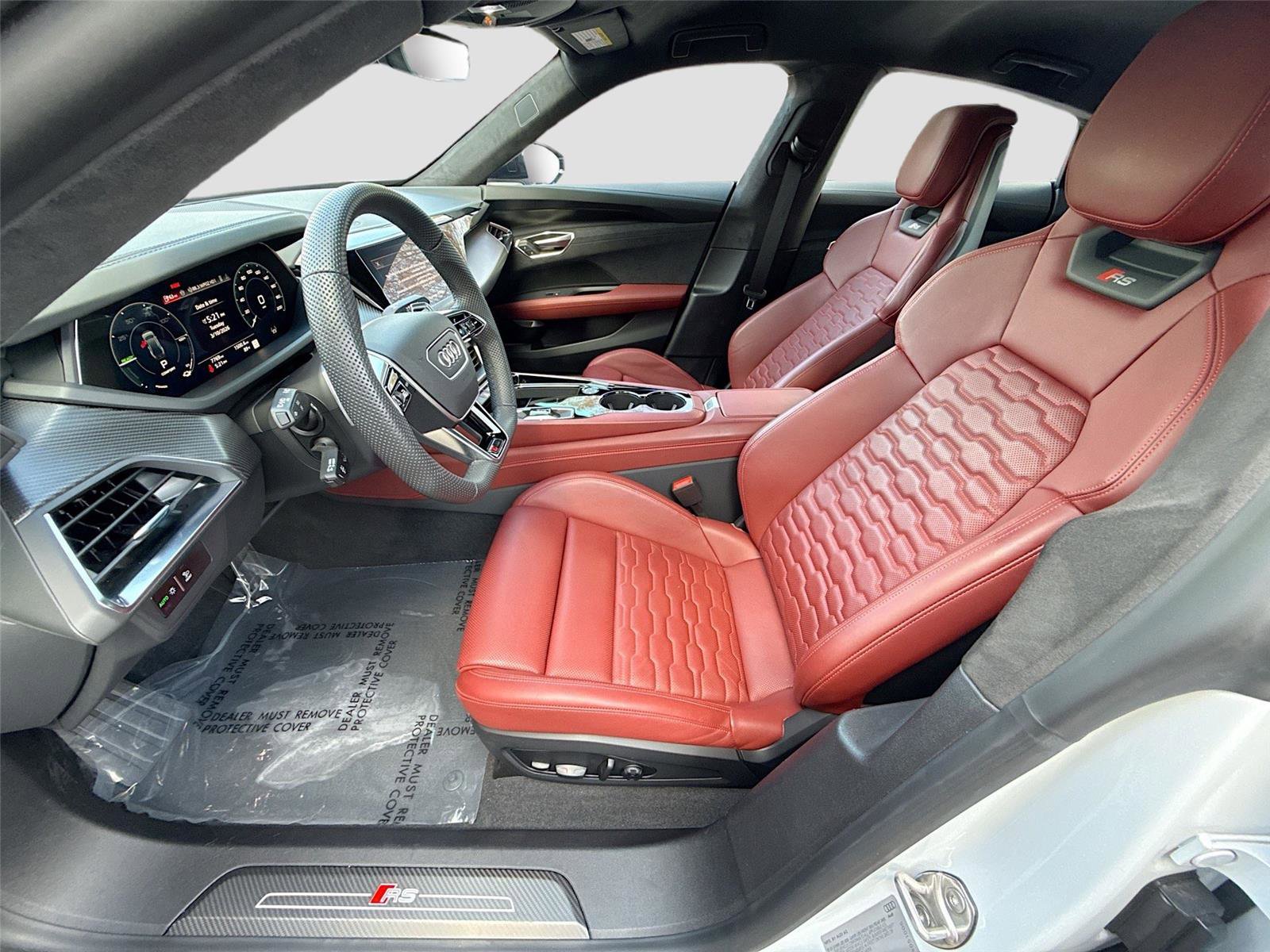 Used 2024 Audi RS e-tron GT w/ Carbon Performance Package AWD/4WD image 21