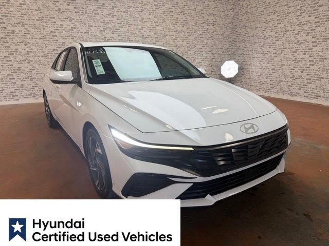 Certified 2025 Hyundai Elantra SEL FWD image 7