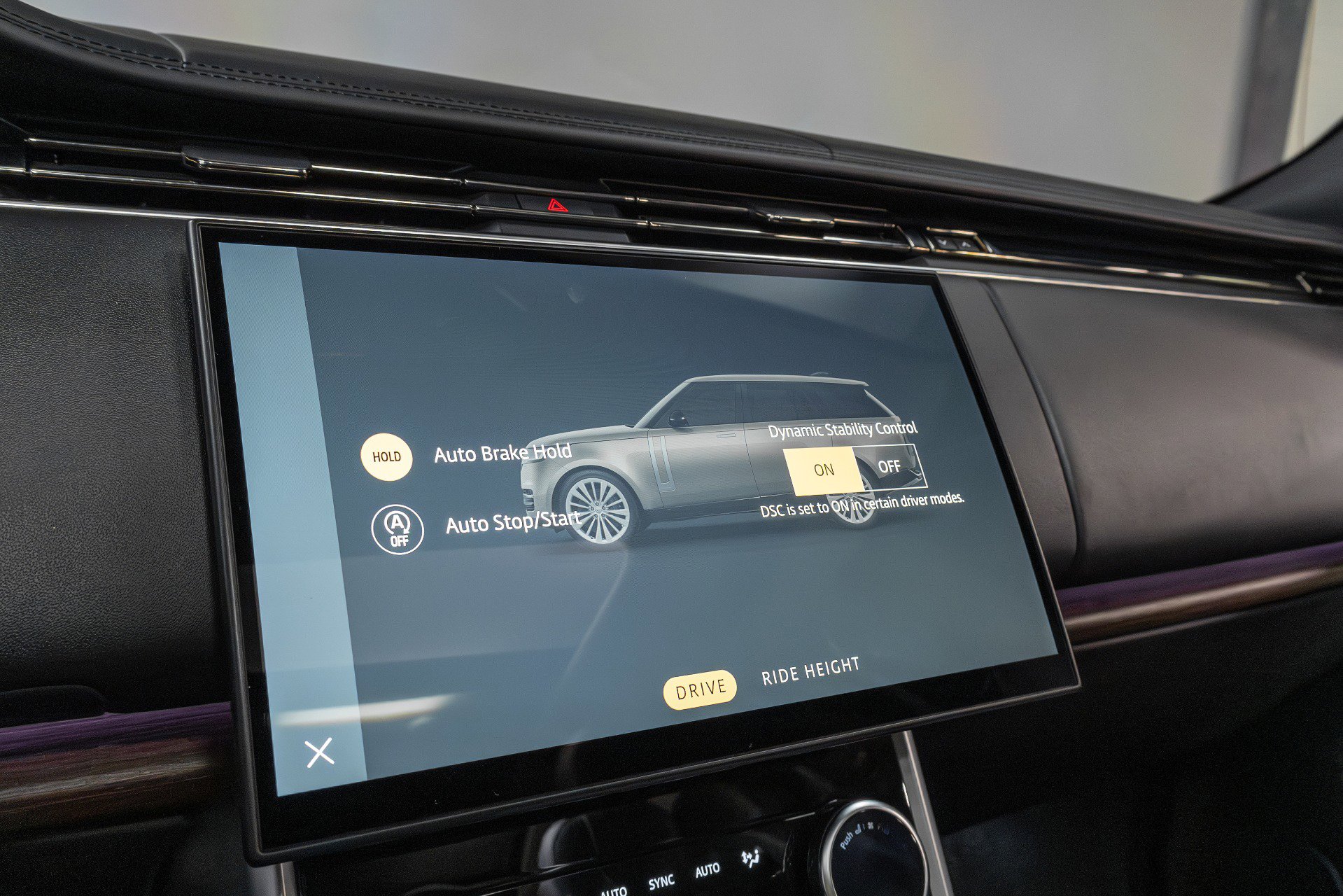 Used 2023 Land Rover Range Rover Long Wheelbase Autobiography image 51