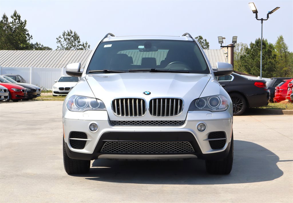 Used 2013 BMW X5 xDrive50i image 2
