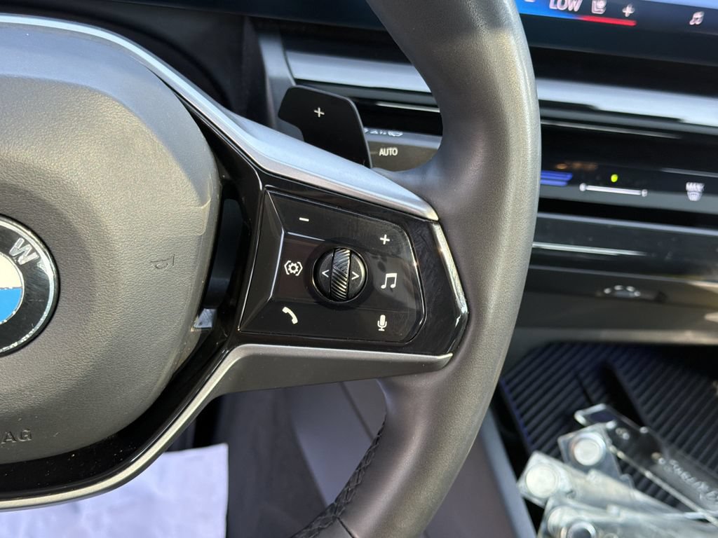 Used 2024 BMW 530i RWD image 25