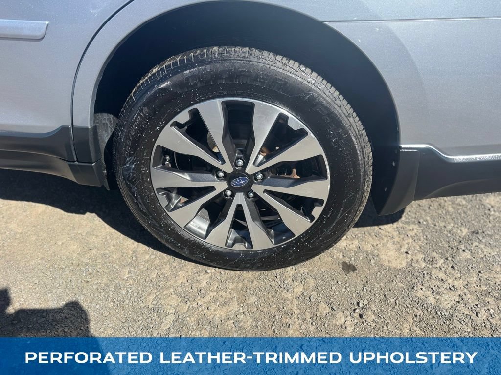 Used 2016 Subaru Outback 2.5i Limited AWD/4WD image 12