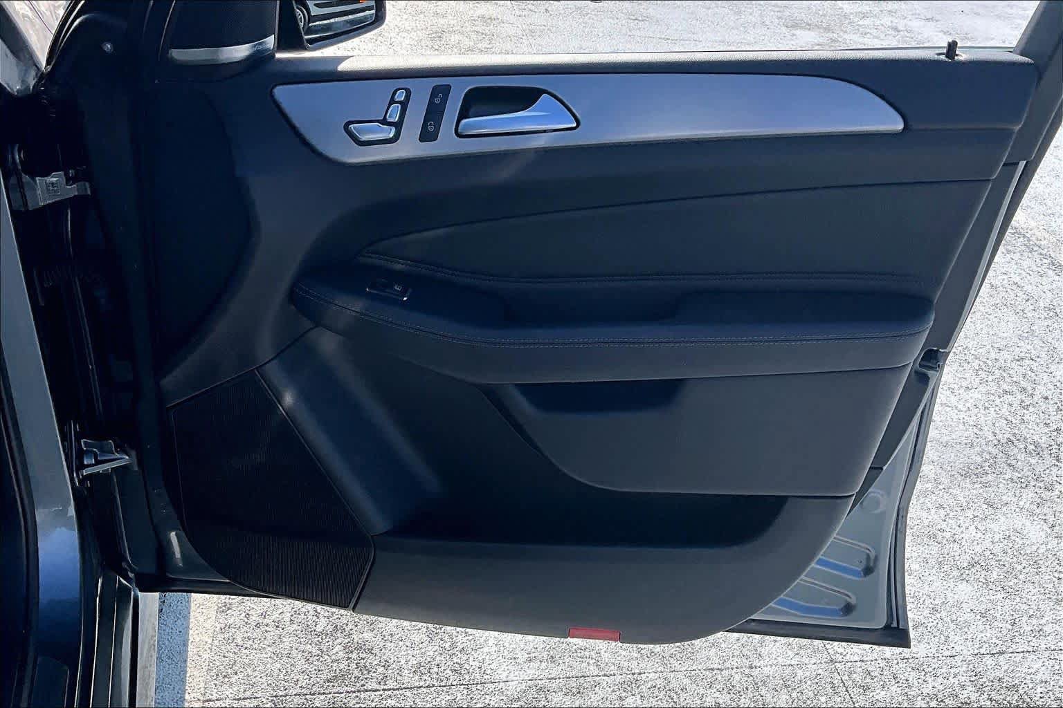 Used 2019 Mercedes-Benz GLE 43 AMG 4MATIC image 23