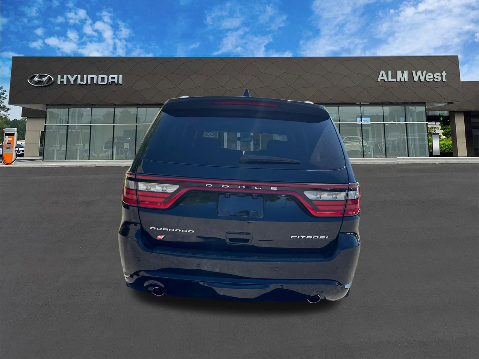 Used 2022 Dodge Durango Citadel w/ Trailer Tow Group IV AWD/4WD image 6