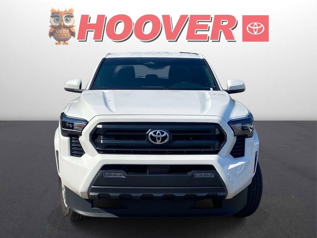 Used 2024 Toyota Tacoma SR5 AWD/4WD image 5
