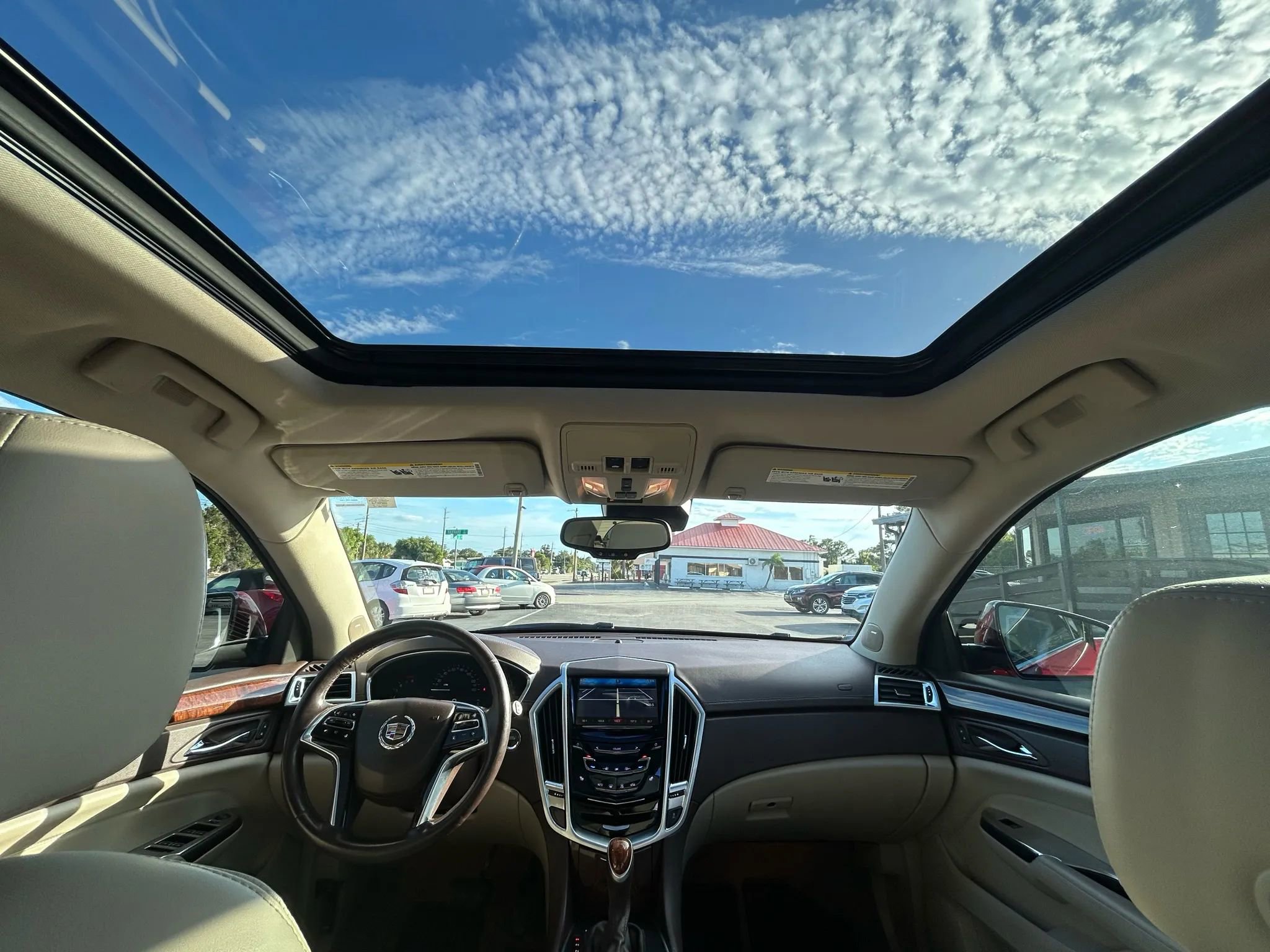 Used 2016 Cadillac SRX Luxury w/ Driver Awareness Package image 17