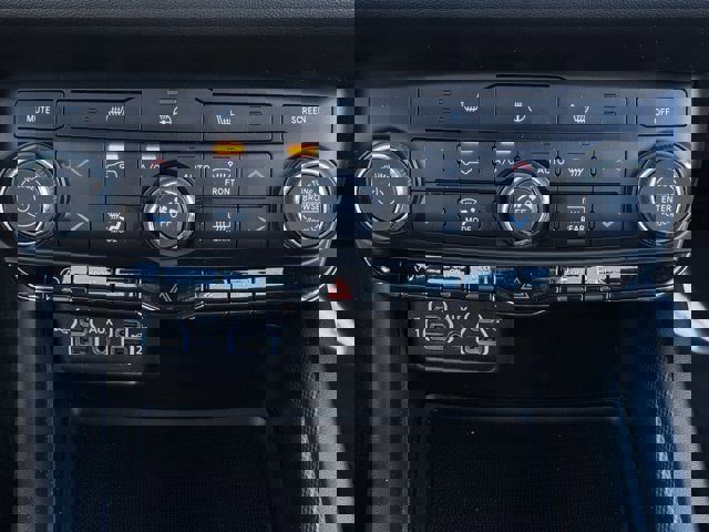 Used 2022 Dodge Durango GT w/ Blacktop Package image 19