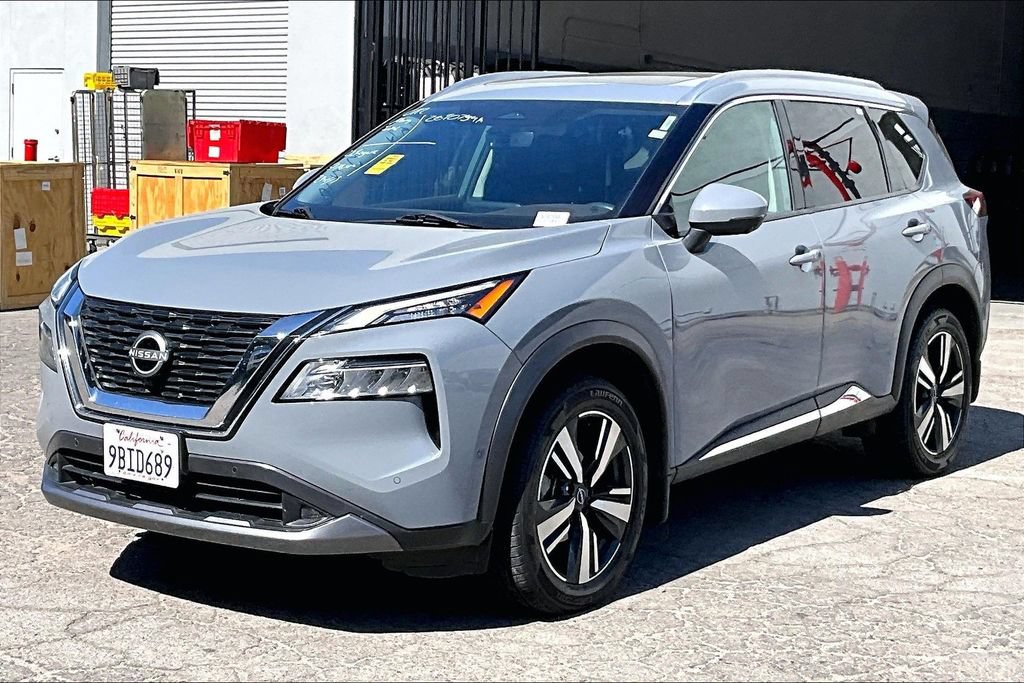 Used 2022 Nissan Rogue SL w/ SL Premium Package FWD image 3