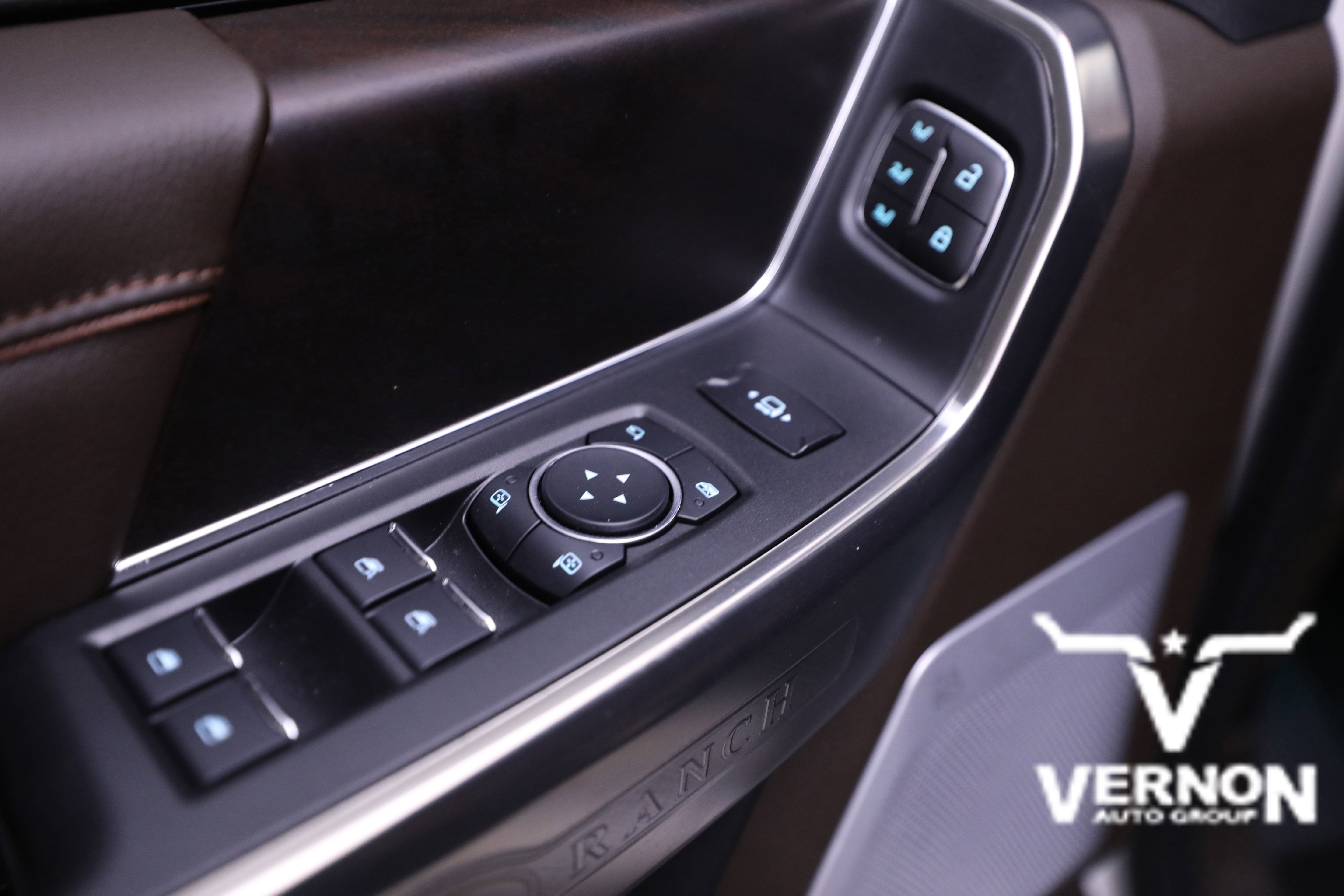 New 2026 Ford F350 King Ranch w/ FX4 Off-Road Package image 18