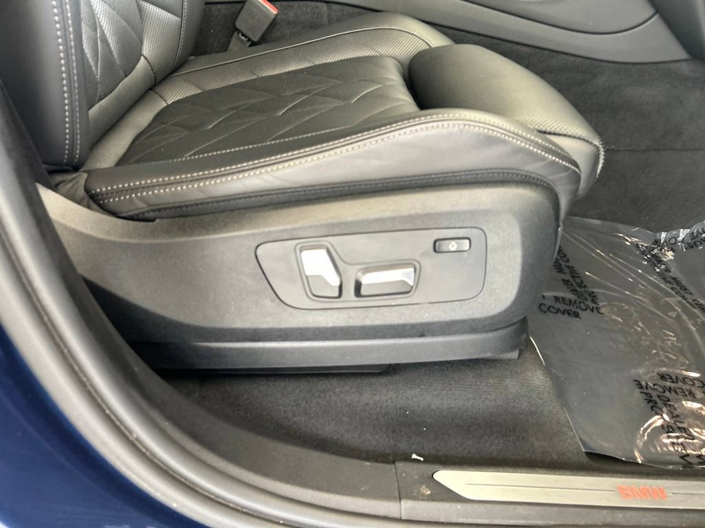 Used 2023 BMW X5 xDrive45e AWD/4WD image 27