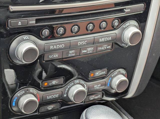 Used 2019 Nissan Pathfinder SV FWD image 10